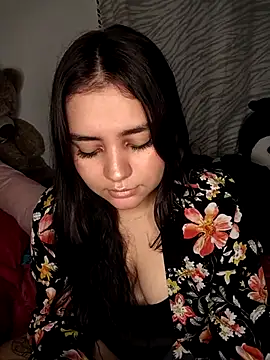 Snapshot of Ema_kraus chatting on March 18, 6:46 am Ema kraus online show from March 18, 6:46 am