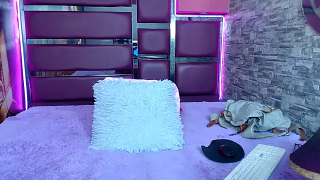 perfectlump online show from March 6, 11:09 pm