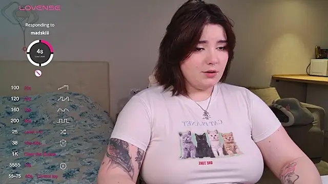 YumiYammy online show from November 22, 8:30 pm