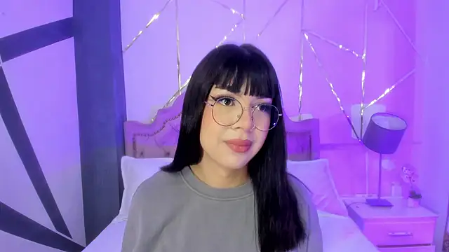 RoseCassie online show from January 12, 1:27 pm