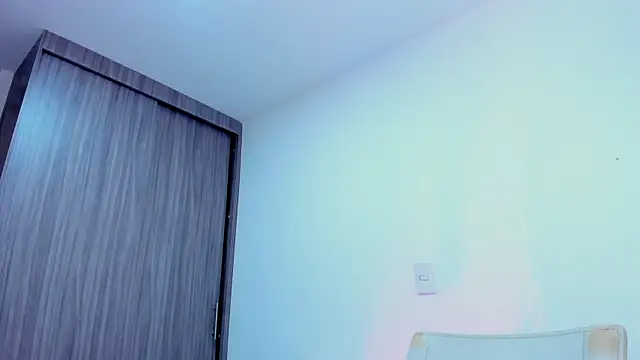 Sara Leblanc online show from October 23, 4:06 pm