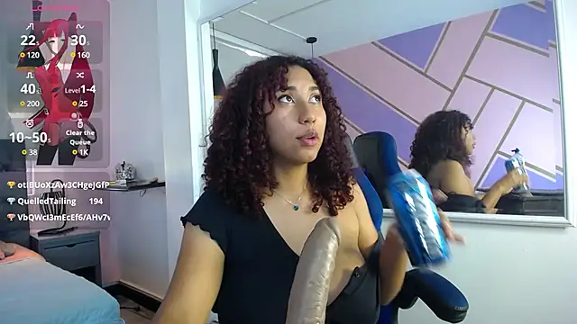 lauraltt online show from January 14, 7:11 pm