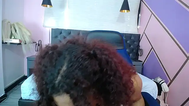 lauraltt online show from January 27, 1:19 pm