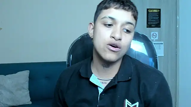 Dominick jones online show from November 14, 4:44 am