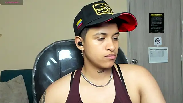 Dominick jones online show from November 21, 2:43 am