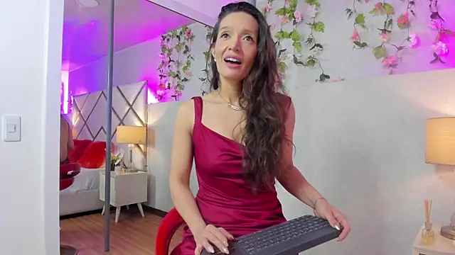 Snapshot of AmyRox_ chatting on April 18, 11:58 am AmyRox online show from April 18, 11:58 am