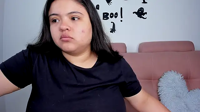 lizzie c online show from November 5, 5:35 pm