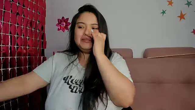 lizzie c online show from April 1, 5:41 am