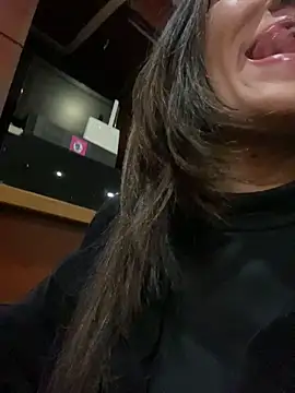 Snapshot of AlejandritaMilano chatting on May 21, 9:00 pm AlejandritaMilano online show from May 21, 9:00 pm