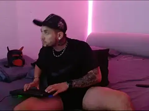 miia-liiam online show from January 7, 5:01 am