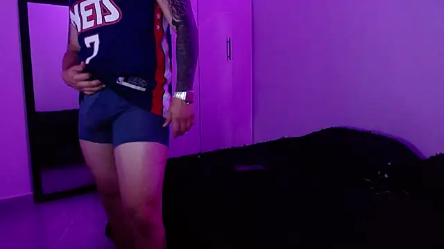 miia-liiam online show from March 26, 5:35 am