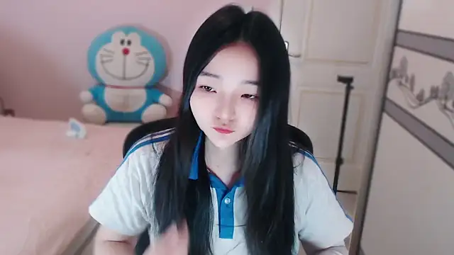 xiao-xiao-D online show from December 2, 6:19 am