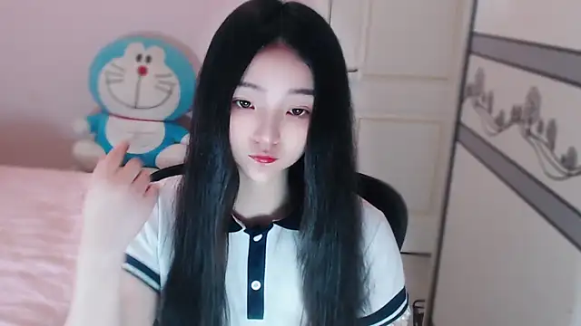 xiao-xiao-D online show from January 14, 9:15 am