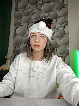 Snapshot of Cute_smile_sharon chatting on December 22, 2:17 am Cute smile sharon online show from December 22, 2:17 am