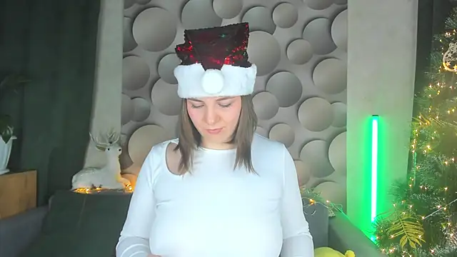 Snapshot of Cute_smile_sharon chatting on December 24, 2:10 am Cute smile sharon online show from December 24, 2:10 am