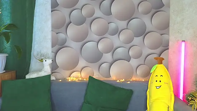 Snapshot of Cute_smile_sharon chatting on January 14, 5:08 am Cute smile sharon online show from January 14, 5:08 am