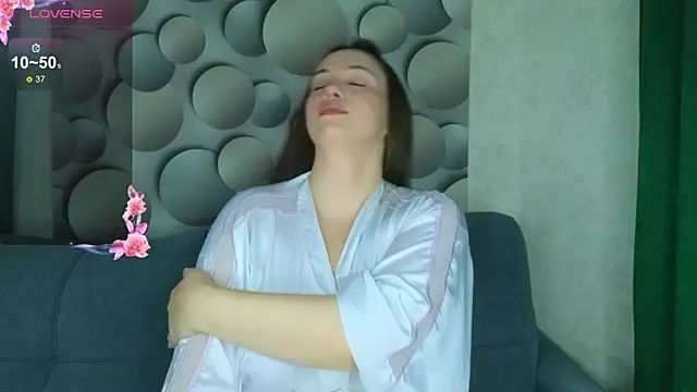 Snapshot of Cute_smile_sharon chatting on November 25, 3:39 am Cute smile sharon online show from November 25, 3:39 am