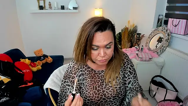 Aileen Stone online show from February 16, 3:38 pm