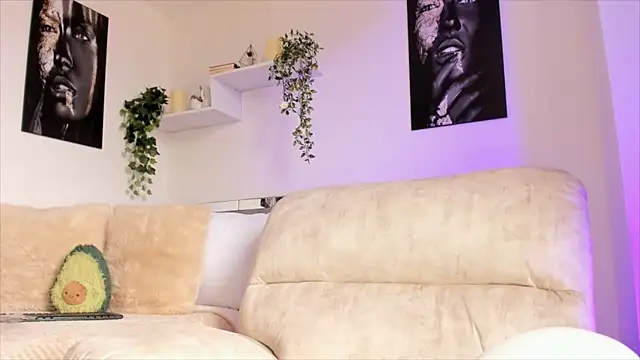 Alissonroses online show from January 24, 4:28 pm