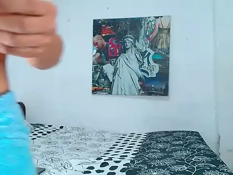 Snapshot of Andres_Santos777 chatting on May 26, 5:03 am Andres Santos777 online show from May 26, 5:03 am