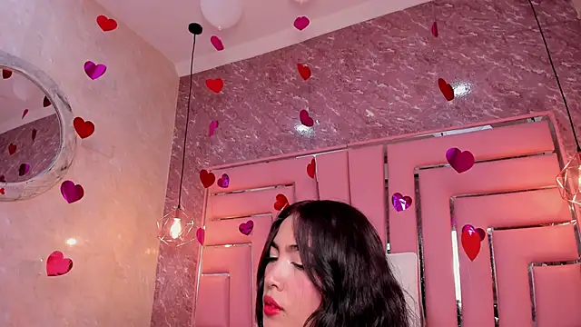 SEXY HOTTIE   online show from March 7, 3:39 pm