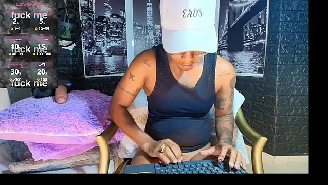 JhonyMiller  online show from January 19, 2:15 am