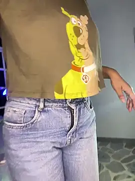 loladupont online show from April 5, 2:53 am