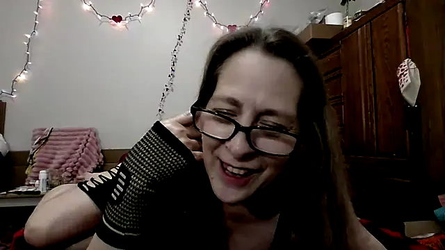 Keywest Kate online show from April 5, 12:19 am