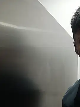 Snapshot of codysmith chatting on December 1, 7:19 pm codysmith online show from December 1, 7:19 pm