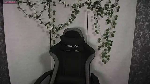 Snapshot of Lina_Vi chatting on April 3, 8:07 pm Lina Vi online show from April 3, 8:07 pm