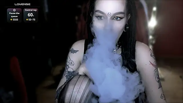 alexx succubus online show from April 18, 10:32 pm
