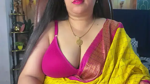 FlatVincy4 online show from April 14, 4:18 am