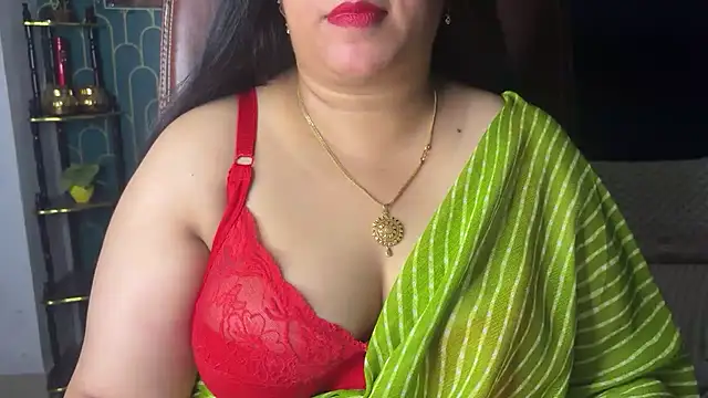 Snapshot of FlatVincy4 chatting on July 7, 9:57 am FlatVincy4 online show from July 7, 9:57 am