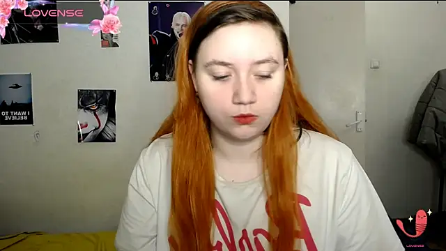 Snapshot of Bitchy_Lily chatting on January 14, 2:11 pm Bitchy Lily online show from January 14, 2:11 pm