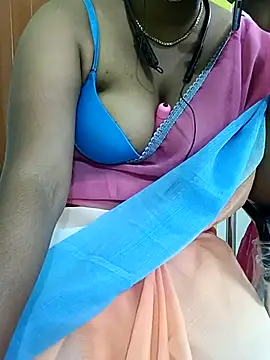Snapshot of Tamilbigboobie chatting on March 2, 5:04 pm Tamilbigboobie online show from March 2, 5:04 pm