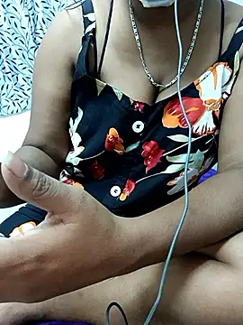 Snapshot of Tamilbigboobie chatting on September 9, 6:40 pm Tamilbigboobie online show from September 9, 6:40 pm