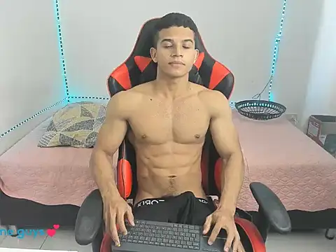 oliver thompsson7 online show from December 20, 3:08 pm