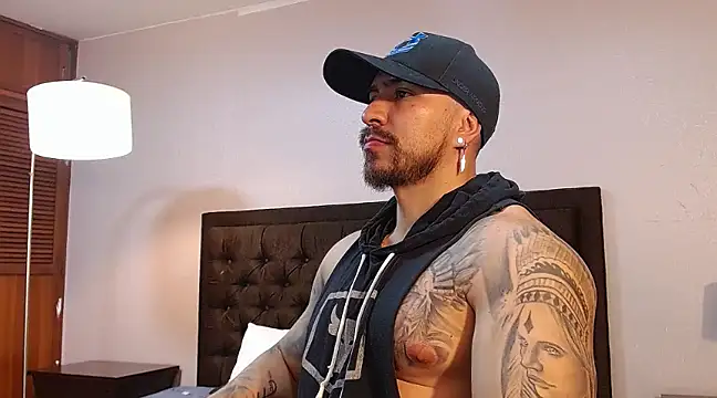 Luck Grey online show from February 26, 11:37 pm