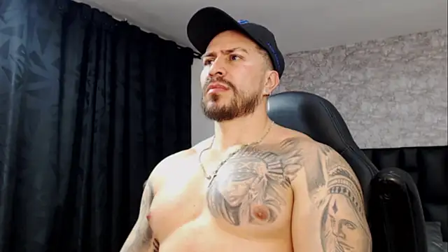 Luck Grey online show from March 15, 1:19 am