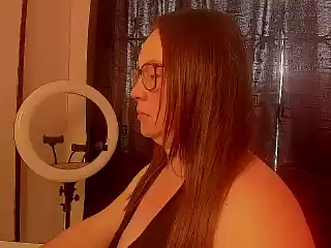 Snapshot of Julieta_love_1 chatting on January 31, 3:44 pm Julieta love 1 online show from January 31, 3:44 pm