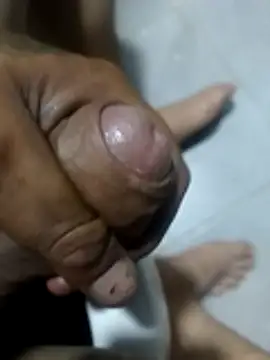 DTuannHallT online show from February 8, 7:12 am