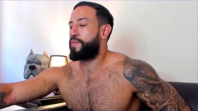 BradLeon  online show from October 7, 7:22 pm