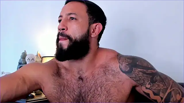 BradLeon  online show from November 28, 7:38 pm