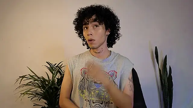 seven7xis online show from December 22, 8:16 am