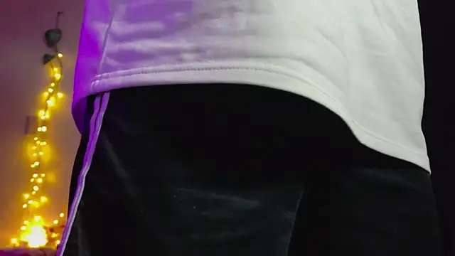 seven7xis online show from April 6, 4:10 am