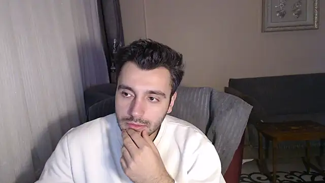 handsomeee04 online show from October 11, 11:03 pm