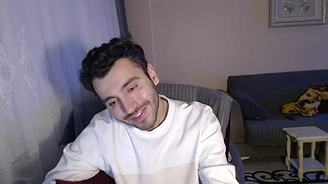 handsomeee04 online show from November 30, 10:58 pm