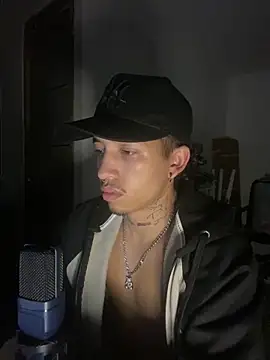 iamcloe 11 online show from October 23, 12:32 am