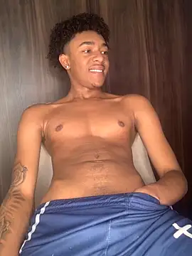 Boy cock18 online show from November 17, 7:41 pm