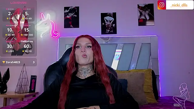 supradoll online show from October 21, 6:19 pm